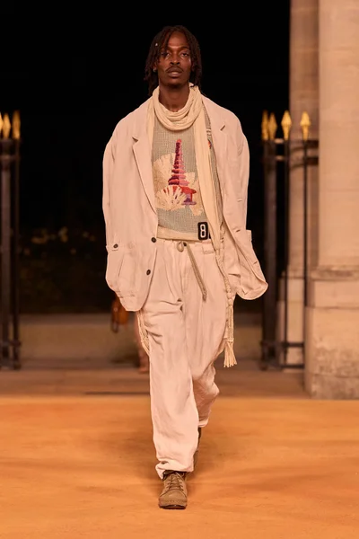 Look 38